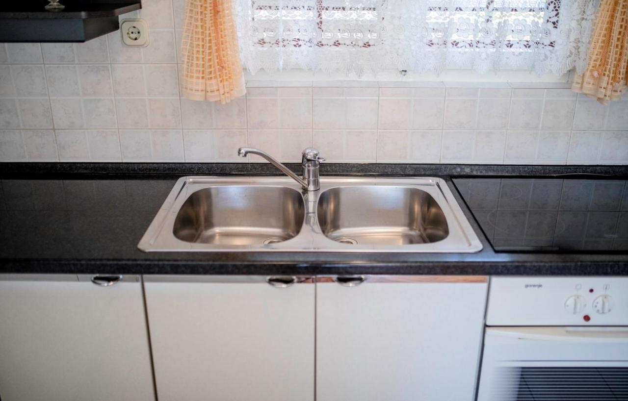 Apartments Stanicic קמפור מראה חיצוני תמונה